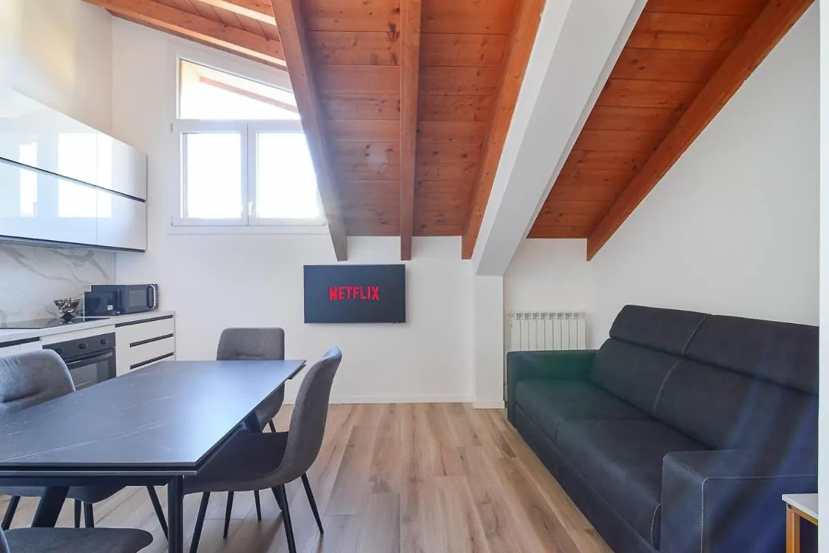 Appartement La Divina Mansarda Di Milano à Vittuone